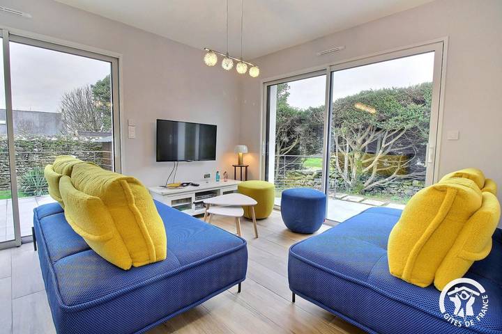Gîte pour 7 personnes, avec terrasse et jardin dans Plage de Keraude - 3