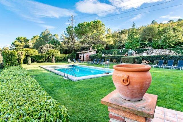 Chalet para 4 personas, con jardín además de vistas y piscina en Provincia de Barcelona - 2