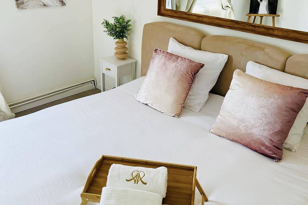 Prestigious cottage with balneotherapy in Feignies, Avesnes-sur-Helpe