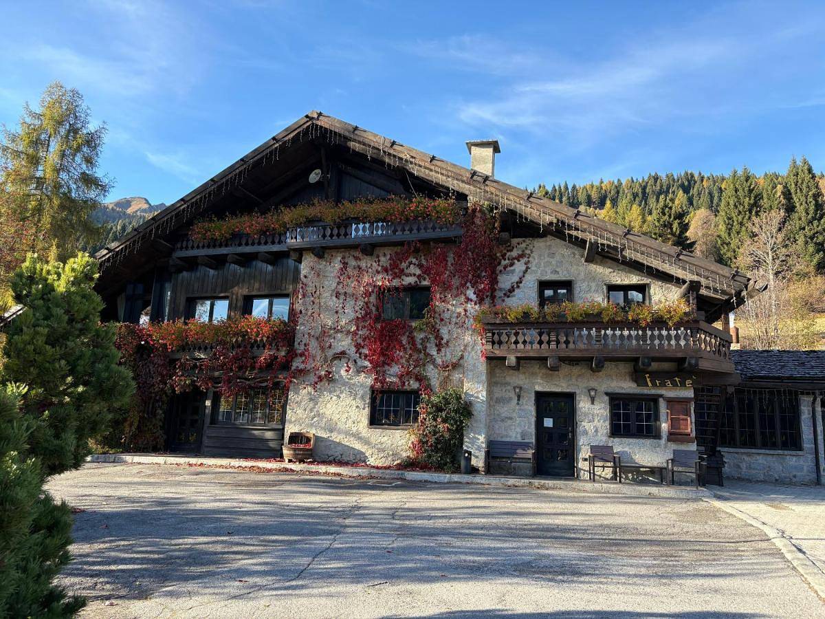Locanda dal Giulio al Fratè B&B in Sant'Antonio di Mavignola, Alpi dell'Adamello e della Presanella