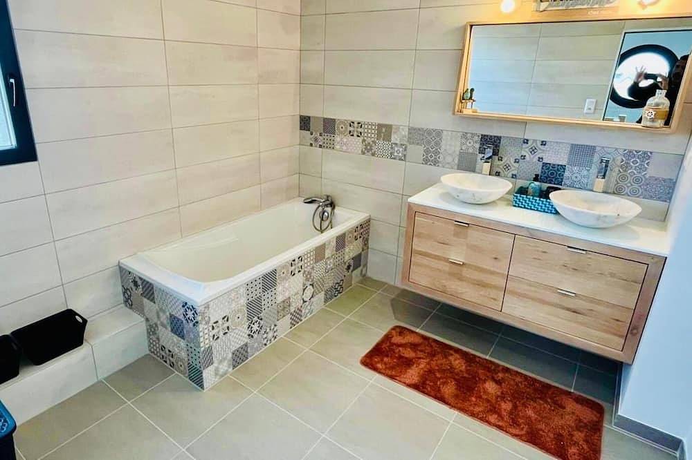 Holiday house Gouville sur Mer for 1 - 6 persons with 3 bedrooms - Holiday house in Gouville-sur-Mer, Coutances