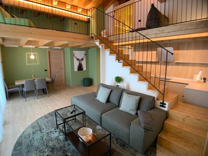 Gîte pour 6 personnes, avec sauna ainsi que balcon et vue dans Padola