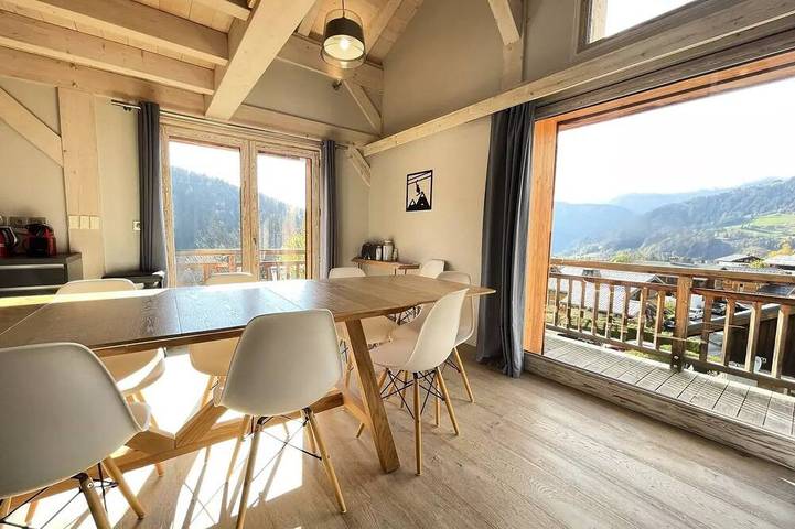 Chalet pour 10 personnes, avec jacuzzi et jardin à Notre-Dame-de-Bellecombe