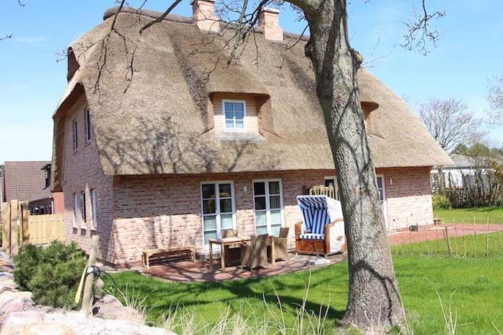 Cottage für 6 Personen, mit Terrasse und Garten - 1