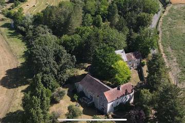 Gîte pour 16 personnes à Oyré