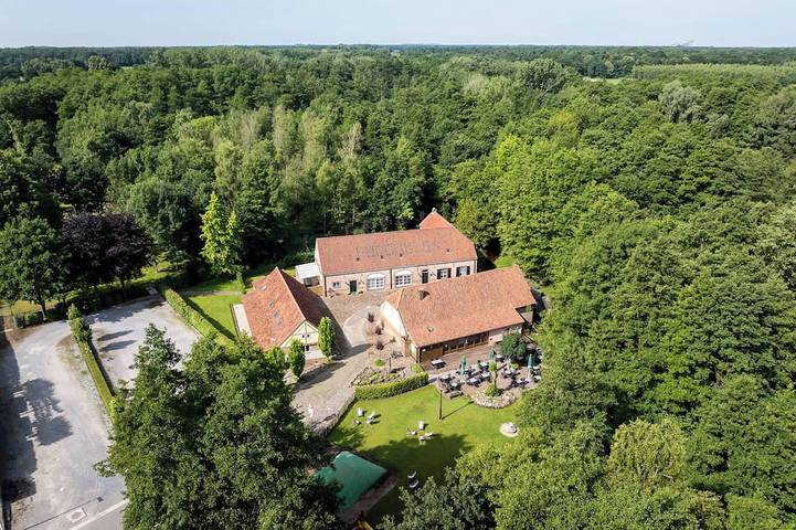 Ferienhaus für 53 Personen, mit Balkon und Garten in Meeuwen-Gruitrode