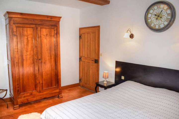 Location de vacances pour 4 personnes, avec terrasse ainsi que piscine et jardin à Francueil - 3