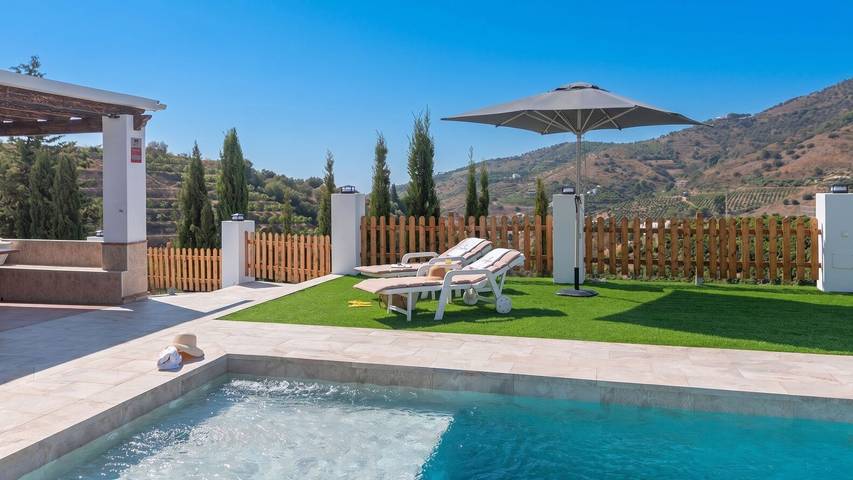 Casa rural para 2 personas, con piscina y balcón/terraza en Frigiliana - 2