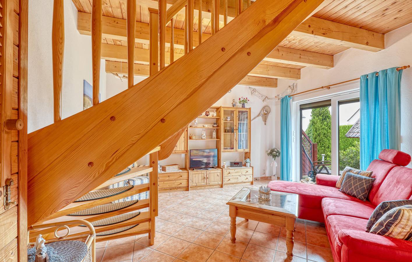 Ganze Ferienwohnung, Stolpe Oase: Charmantes 2BR Apt, 2km zur Küste, 300m zum Stadtzentrum in Stolpe auf Usedom, Usedom