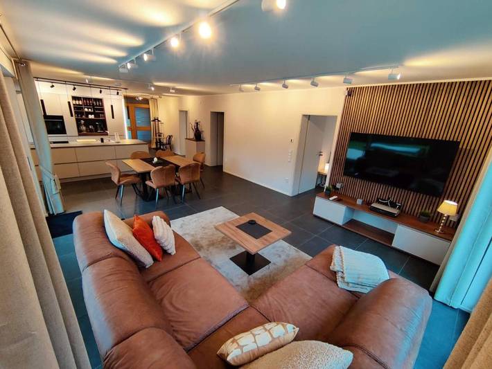 Location de vacances pour 6 personnes, avec vue et jardin à Overath - 3