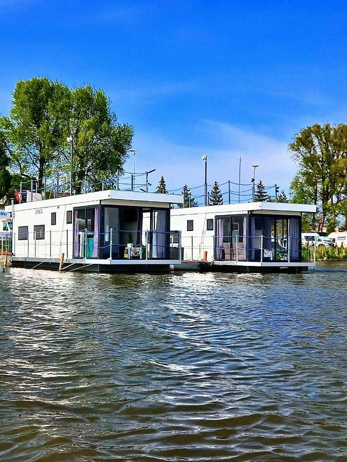 Ferienwohnung für 4 Personen, mit Balkon und Terrasse sowie Garten und Sauna