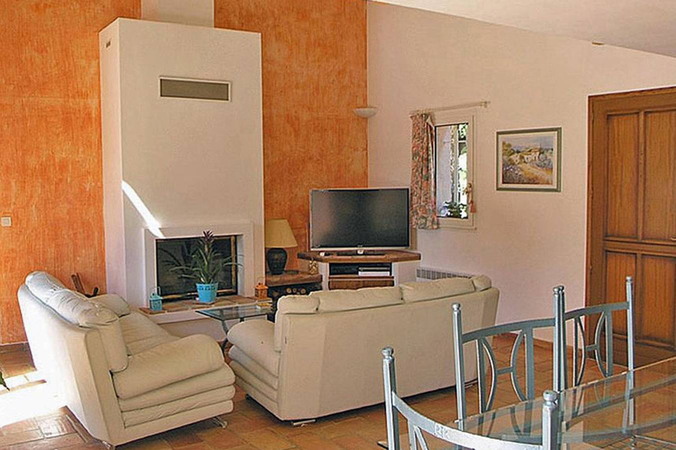 3 Bed Villa Sleeps 6 with Pool & Private Parking in Plan-de-la-Tour, Region de Draguignan
