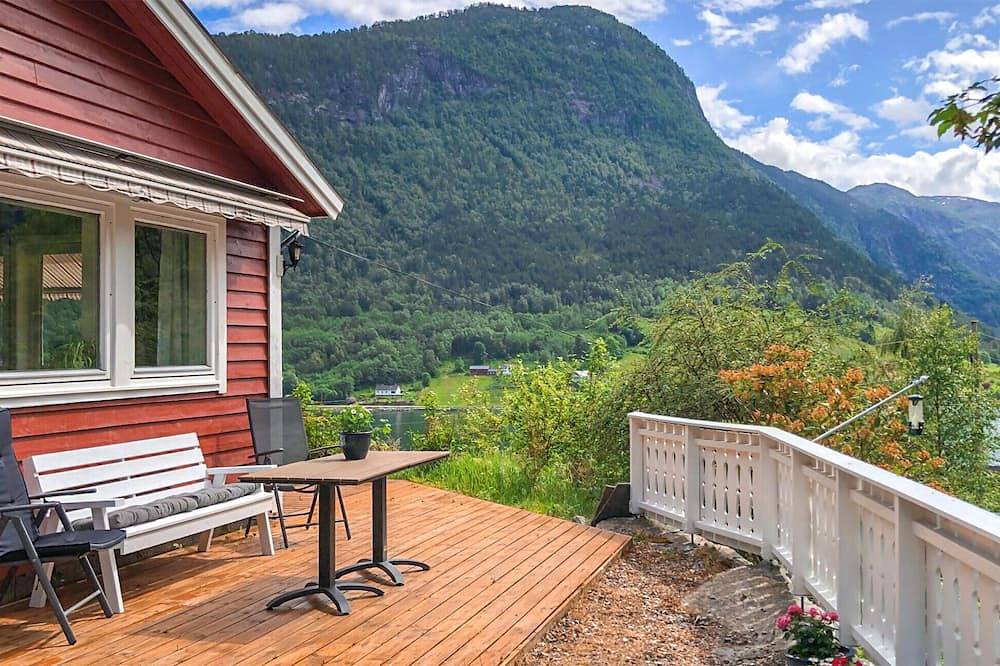 Schönes Haus in Bjordal mit Küche in Sognefjord