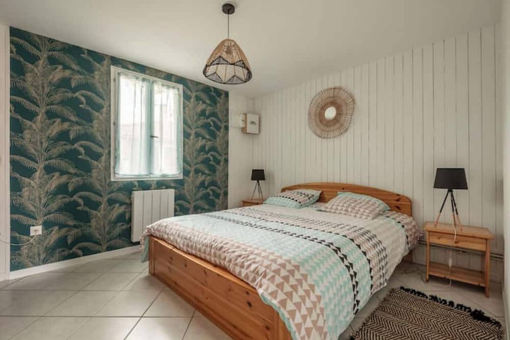 Independent cottage and pool in the heart of the vineyards in Saint-Émilion, Región de Libourne