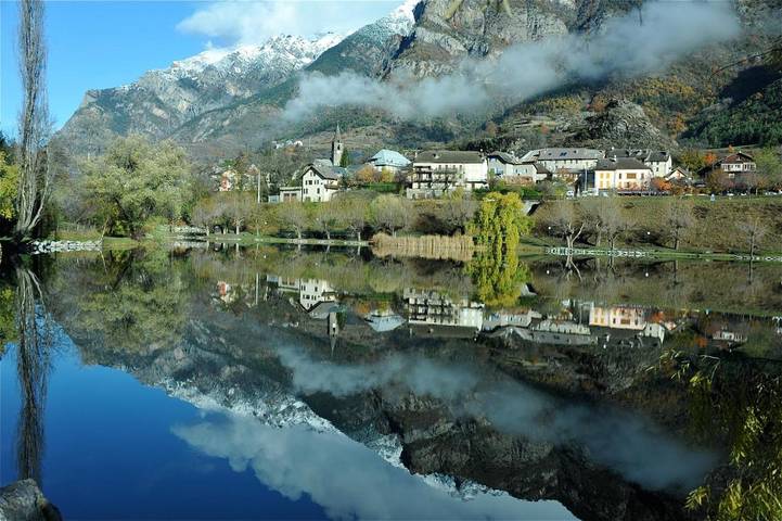 Gîte pour 4 personnes, avec vue ainsi que terrasse et piscine à Le Lauzet-Ubaye - 3