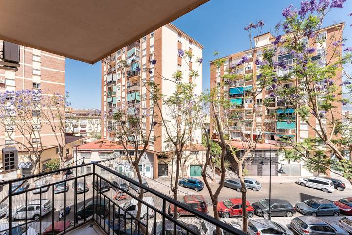 Ganze Wohnung, Apartment 'Casa de Bella' mit Balkon und Wlan in Fuengirola Zentrum, Fuengirola