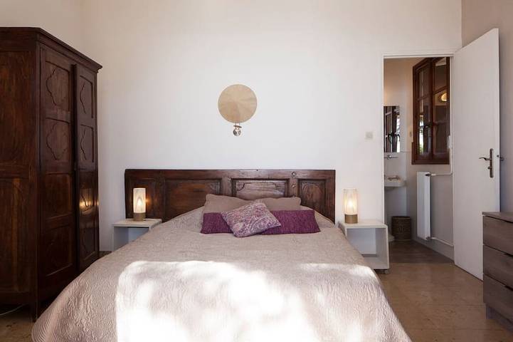 Location de vacances pour 8 personnes, avec jardin et terrasse dans Calanque De Port Pin Cassis - 3