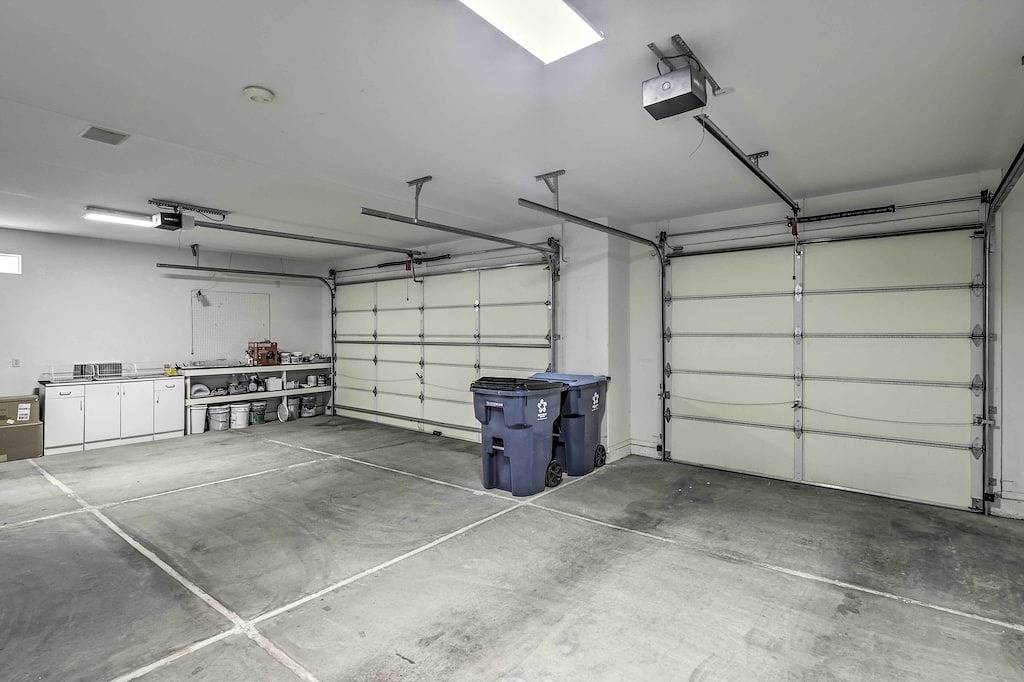 Sunny Snowbird's Retreat w/ Lake Havasu Views! in Lake Havasu City, Mohave County