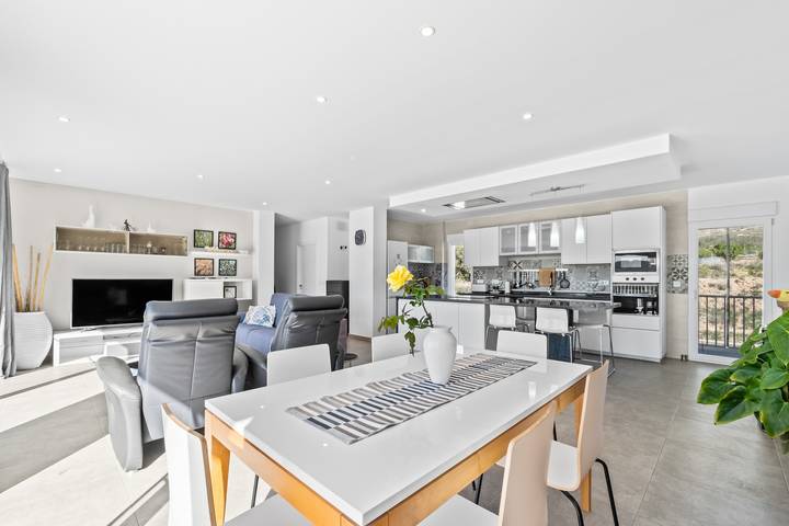 Ferienhaus „Nice Independent“ mit privatem Pool, Wlan und Klimaanlage in Abanilla, Murcia Binnenland