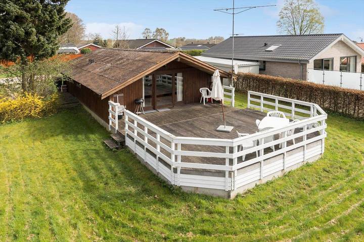 Ferienhaus für 6 Personen, mit Garten und Terrasse in Binderup Strand