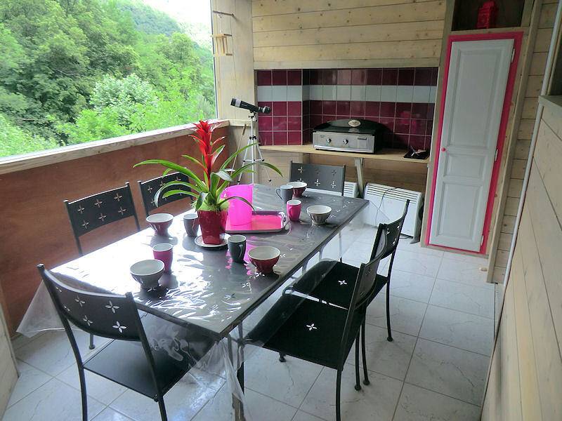 Lou Grani gîte avec ou sans Spa (15% de réduction) in Illier-et-Laramade, Parc naturel régional des Pyrénées ariégeoises