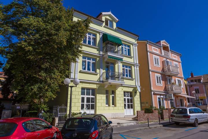 Ferienwohnung für 3 Personen, mit Balkon in Selce - 2