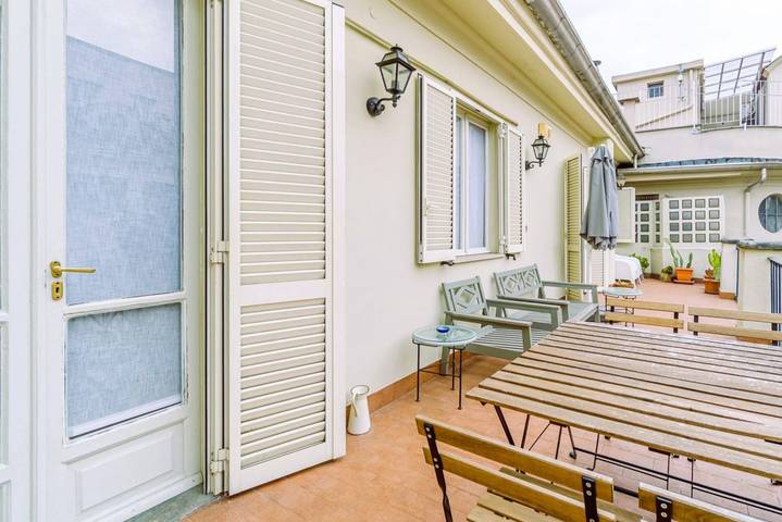 Ganze Wohnung, Ferienwohnung für 9 Personen mit Balkon/Terrasse in Turin, Turin Provinz