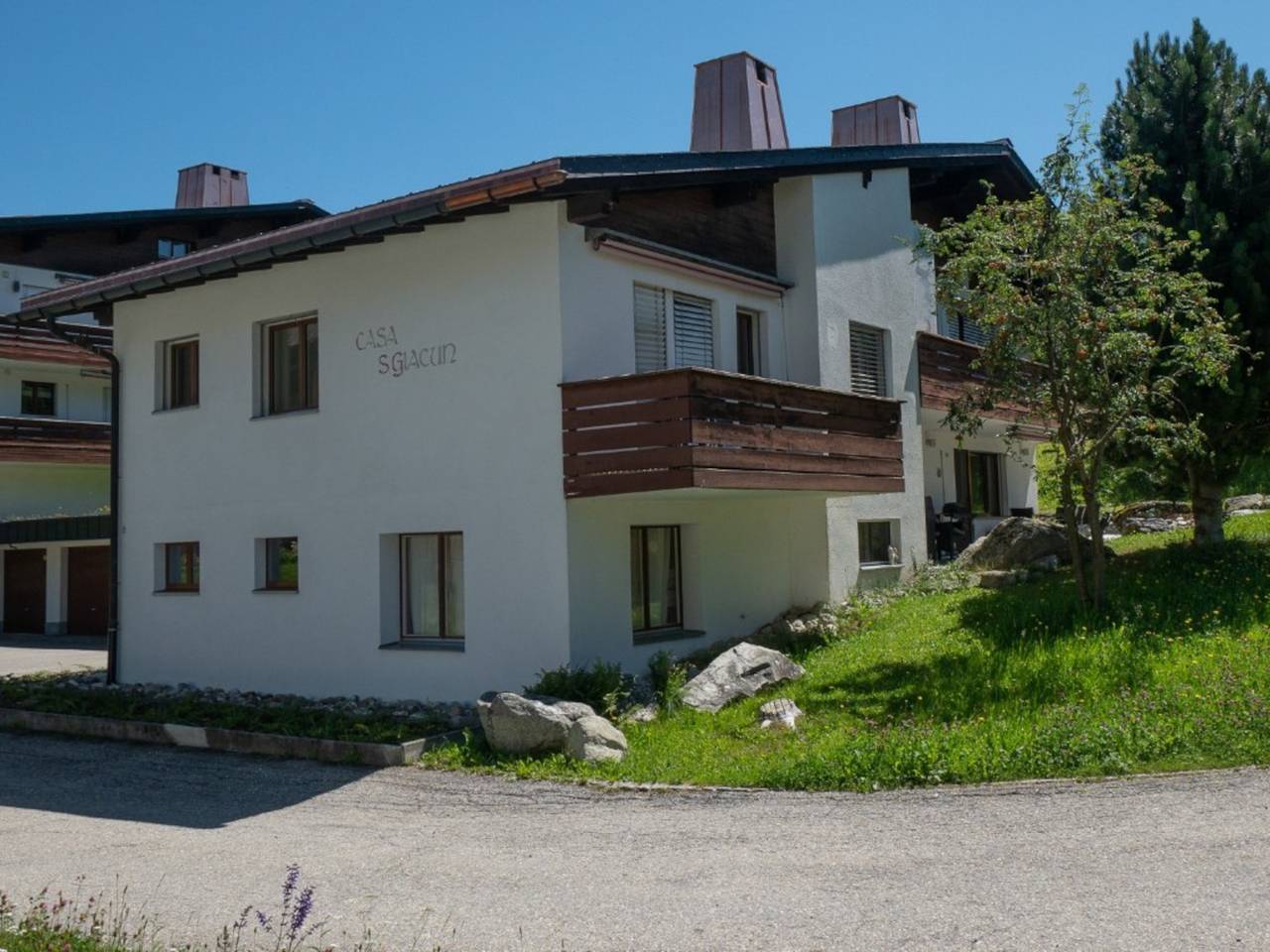 Ganze Ferienwohnung, Ferienwohnung Casa Sogn Giacun Guyet Brigels - 3.5 Zimmer Ferienwohnung für max. 4 Pers. im Eg in Brigels, Alpenarena