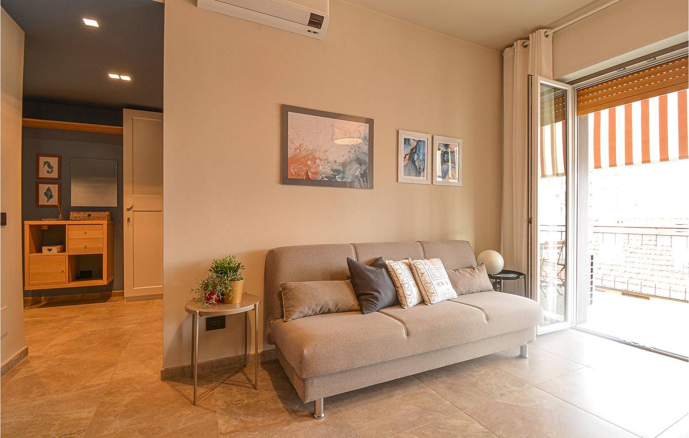 Apartamento vacacional entero, Moderno apartamento con terraza y WiFi en Arma di Taggia in Taggia (City), Taggia