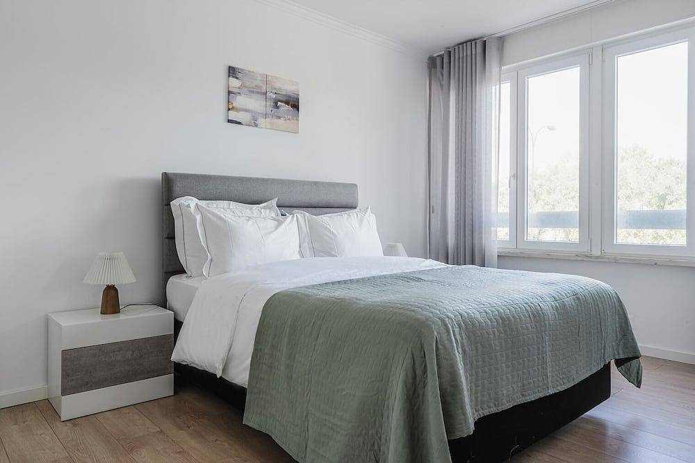 Ganze Wohnung, Blueground | Oeiras 3bd apartment in Oeiras, Costa de Lisboa