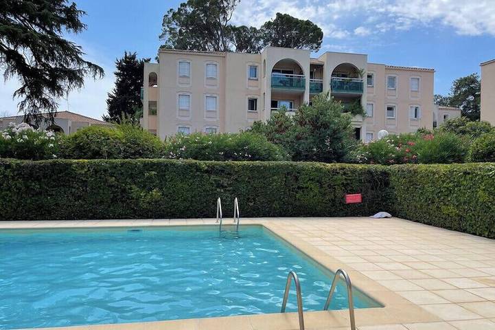 Apartamento de vacaciones para 6 personas, con balcón y piscina - 1