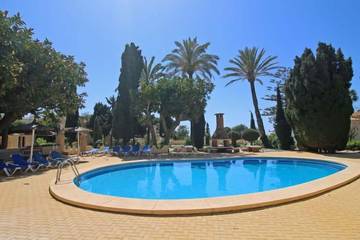 Bungalow für 3 Personen, mit Pool und Terrasse sowie Garten in Calpe