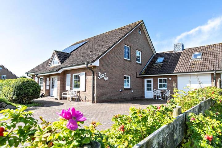 Ganze Wohnung, "Ferienwohnung Ebbe" mit privater Terrasse, Gemeinschaftsgarten und Wi-Fi in Rodenäs, Nordfriesland