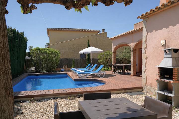 Casa rural para 9 personas, con Terraza y Jardín en Ventalló - 4