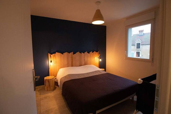 Location de vacances pour 6 personnes, avec terrasse et jardin dans Lac de Bonlieu - 2