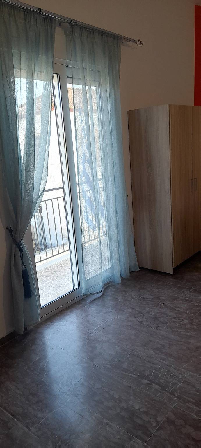 Ruime Kamer naast Luchthaven Kalamata, Hart van Messinia in Kalamata, Messenia