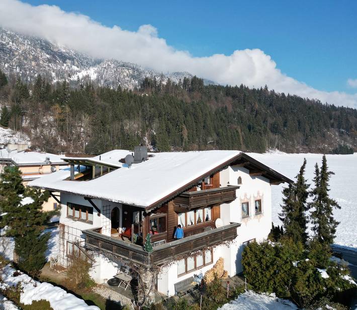 Ganze Ferienwohnung, Ferienwohnung 1 mit nettem kleinem Balkon in Kramsach, Kaisergebirge