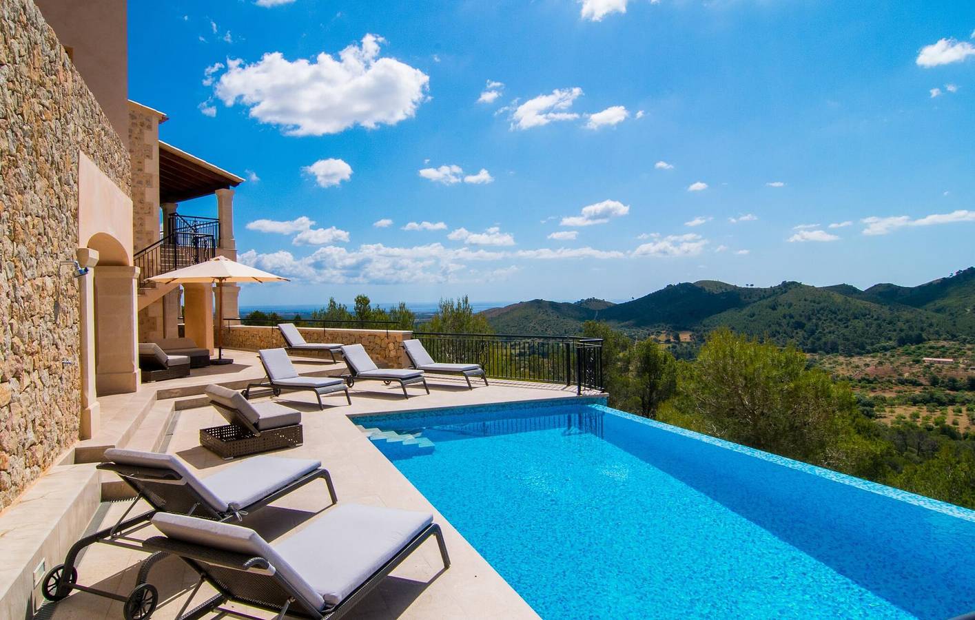 Paradies mit Meerblick, Pool und Grill in Manacor, Mallorca Osten