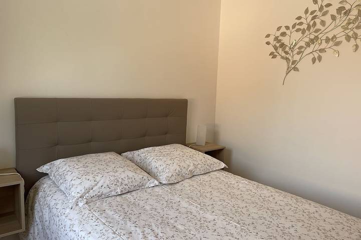 Location de vacances pour 10 personnes, avec jardin à Saint-Geniès-de-Comolas - 4