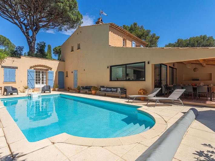 Villa pour 10 personnes, avec Balcon ainsi que Terrasse et Jardin à Gassin