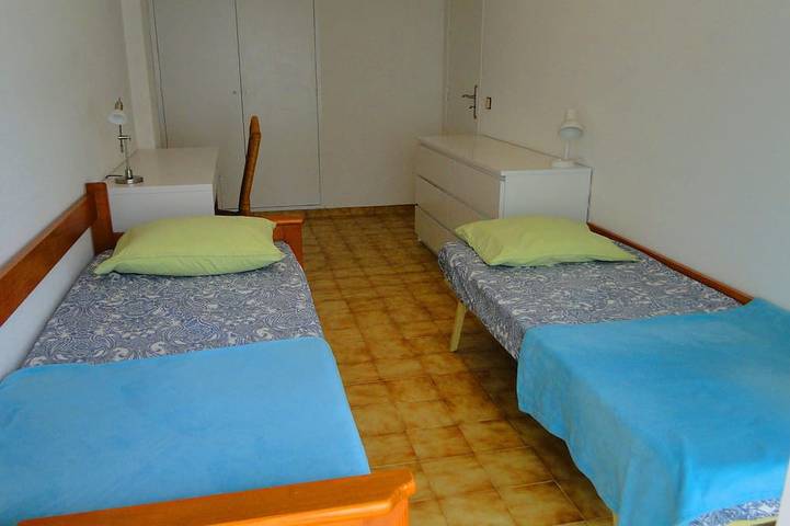 Modernes Haus in der Innenstadt Portimao, Balkone, Terrasse, Innenhof und Garage in Portimão, Faro Distrikt