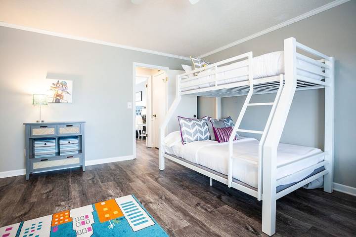 Vacation rental for 10 people, with balcony in Clemson