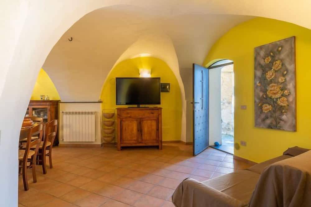 Ganze Wohnung, Ferienwohnung Giallo in Vasia, Riviera di Ponente