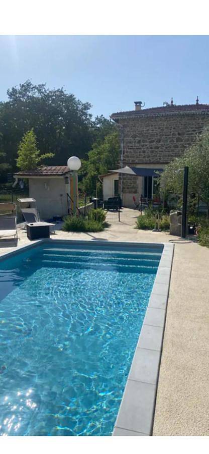 Appartement de vacances pour 2 personnes, avec Terrasse et Jardin ainsi que Piscine et Vue