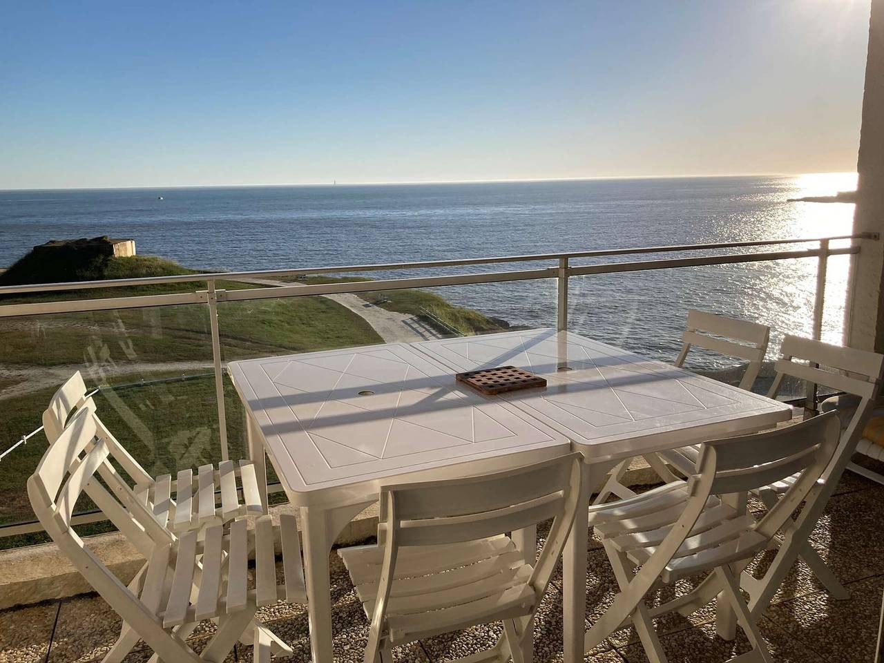 Apartamento entero, Apartamento dúplex con terrazas, vista al océano y parking en Royan in Pontaillac, Royan