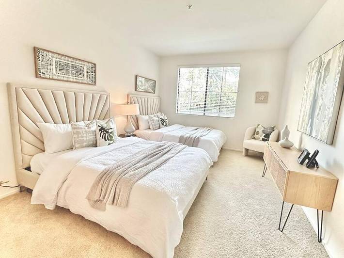 Appartement de vacances pour 7 personnes, avec terrasse ainsi que jacuzzi et jardin, animaux acceptés