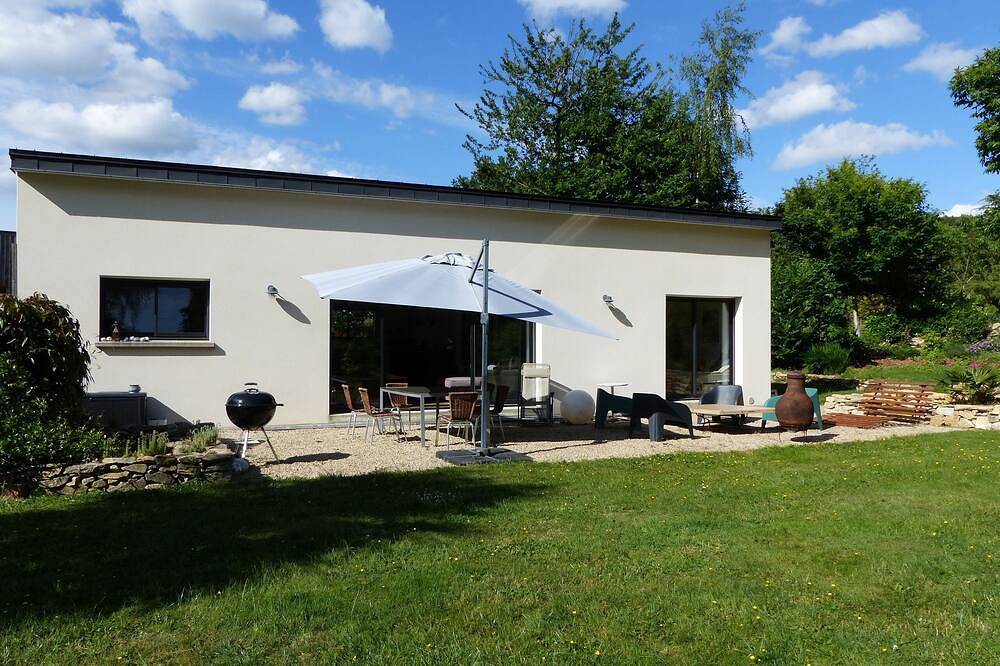 Maison plein pied 100m² 5mn de Vannes  - jardin 1600m² in Saint-Nolff, Parc naturel régional du Golfe du Morbihan