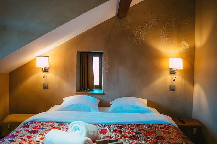 La Rose, Duplex 6 personnes I Jacuzzi privatif in Guebwiller, Parc naturel régional des Ballons des Vosges