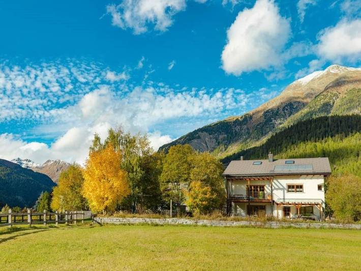 Appartamento per 3 persone, con Terrazza e Giardino nonché Panorama in Engadina