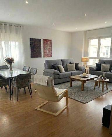 Chalet para 8 personas, con piscina además de jardín y vistas, Se admiten mascotas en Vega de Granada - 4